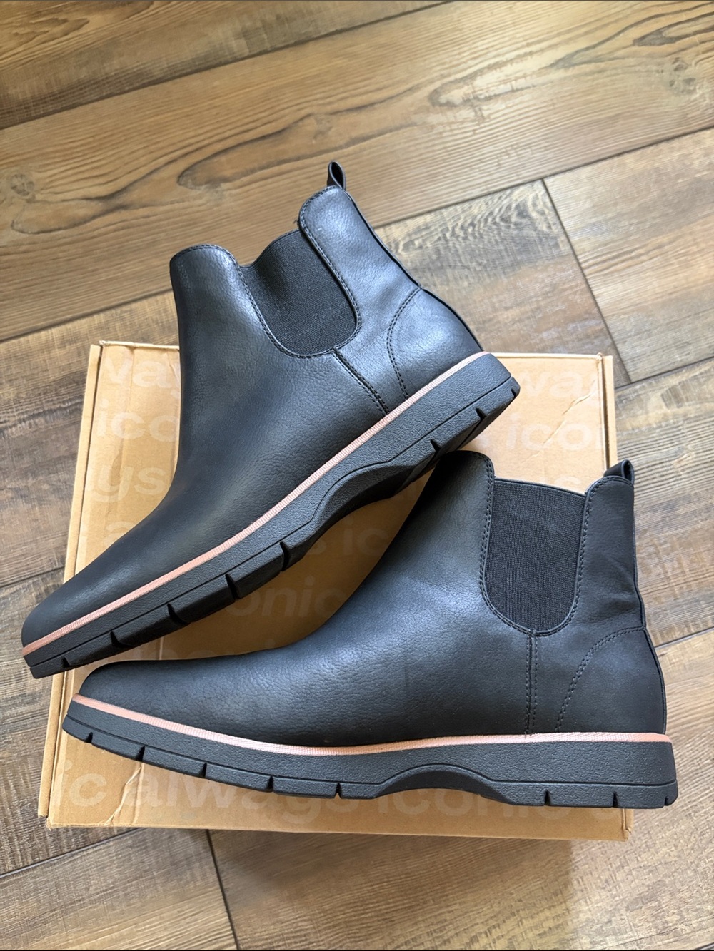 Dr. Scholl's Women’s Black Chelsea Ankle Boots with Tan Accent Size 9.5 - Picture 7 of 10